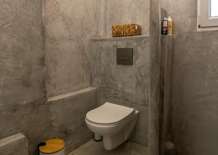 Balkoni شقة Plaka (Milos)